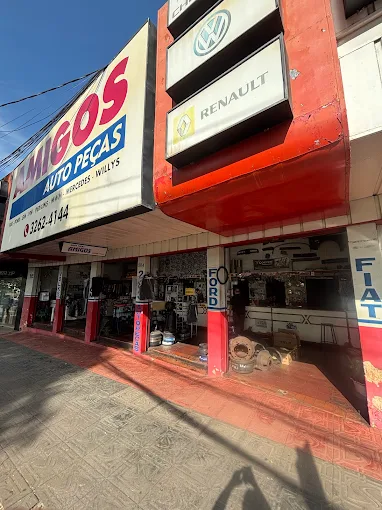 Fachada da Amigos Auto Peças - Ângulo diferente